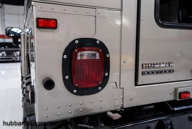 2002 HUMMER H1 4-Passenger Wagon Enclosed - 12795032 - 34