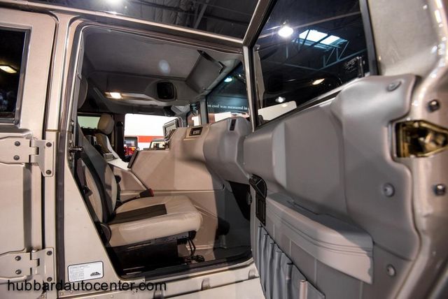 2002 HUMMER H1 4-Passenger Wagon Enclosed - 12795032 - 64