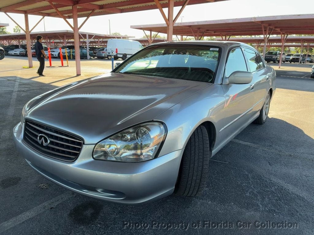 2002 INFINITI Q45 Luxury Performance Sedan Premium - 22934170 - 0