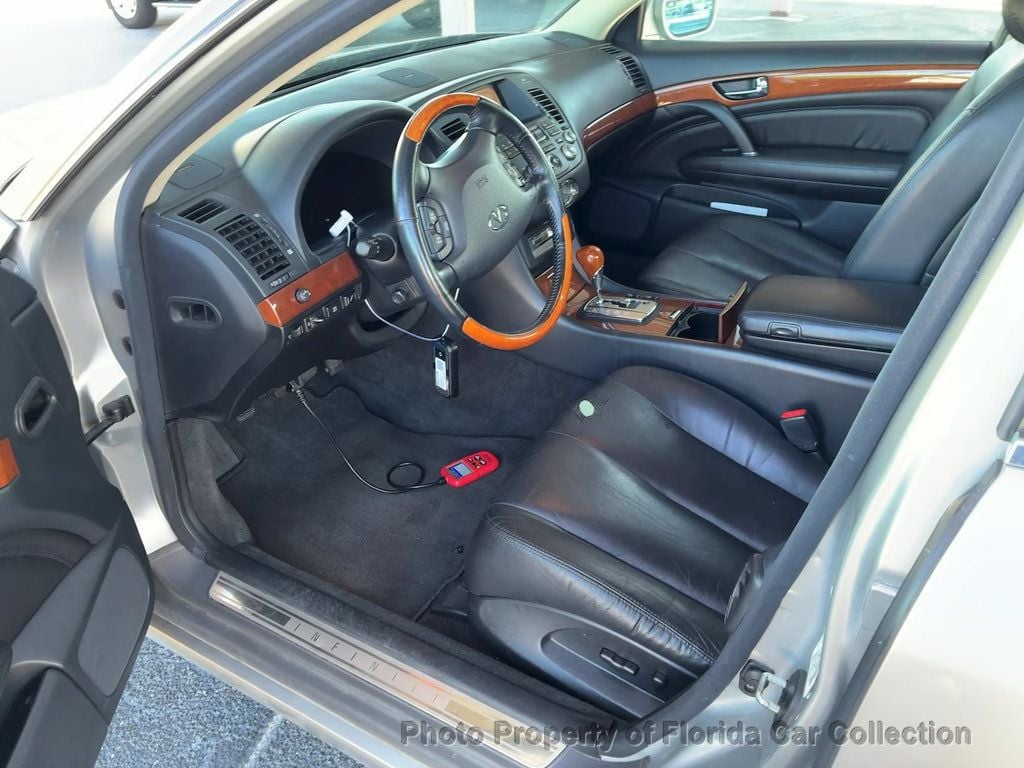 2002 INFINITI Q45 Luxury Performance Sedan Premium - 22934170 - 8