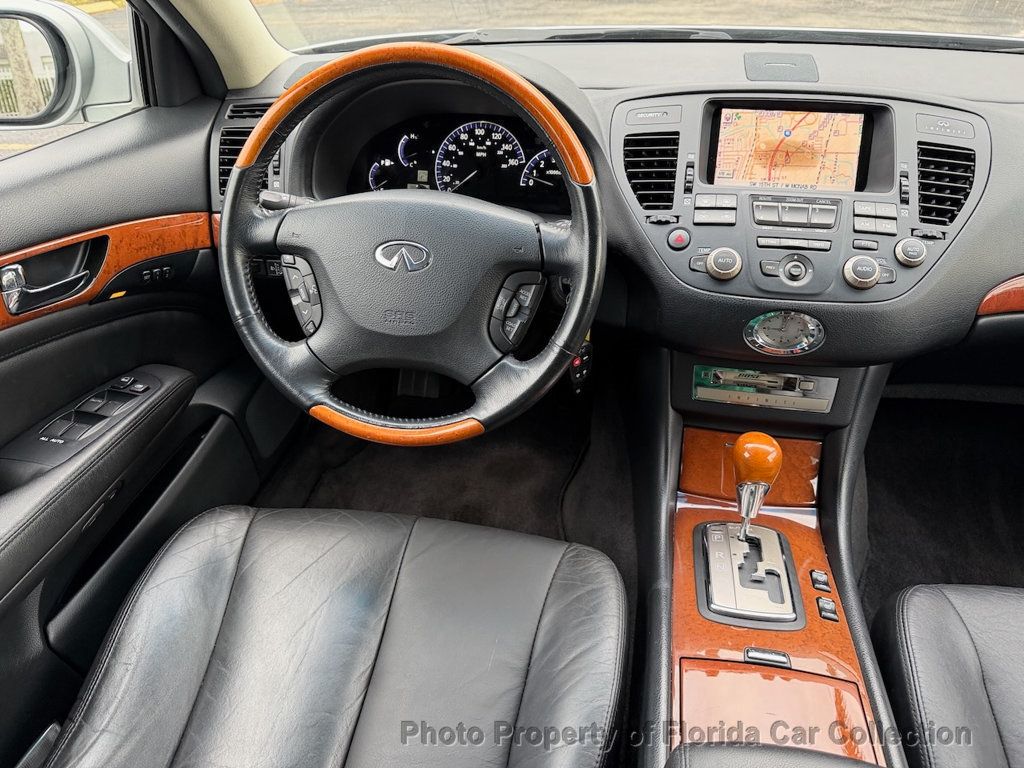 2002 INFINITI Q45 Luxury Performance Sedan Premium Package - 22934170 - 10