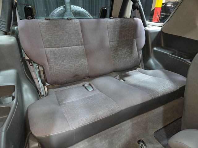 2002 Isuzu Rodeo Sport S V6 - 22990058 - 9