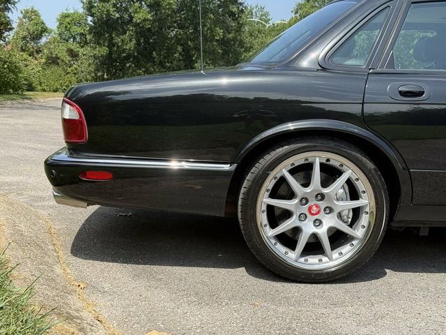 2002 Jaguar XJ XJR/R Performance Pkg/Heated Front-Rear Leather Seats - 23067916 - 10
