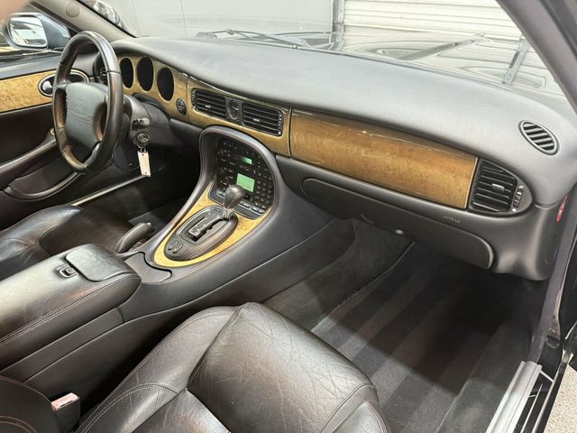 2002 Jaguar XJ XJR/R Performance Pkg/Heated Front-Rear Leather Seats - 23067916 - 17