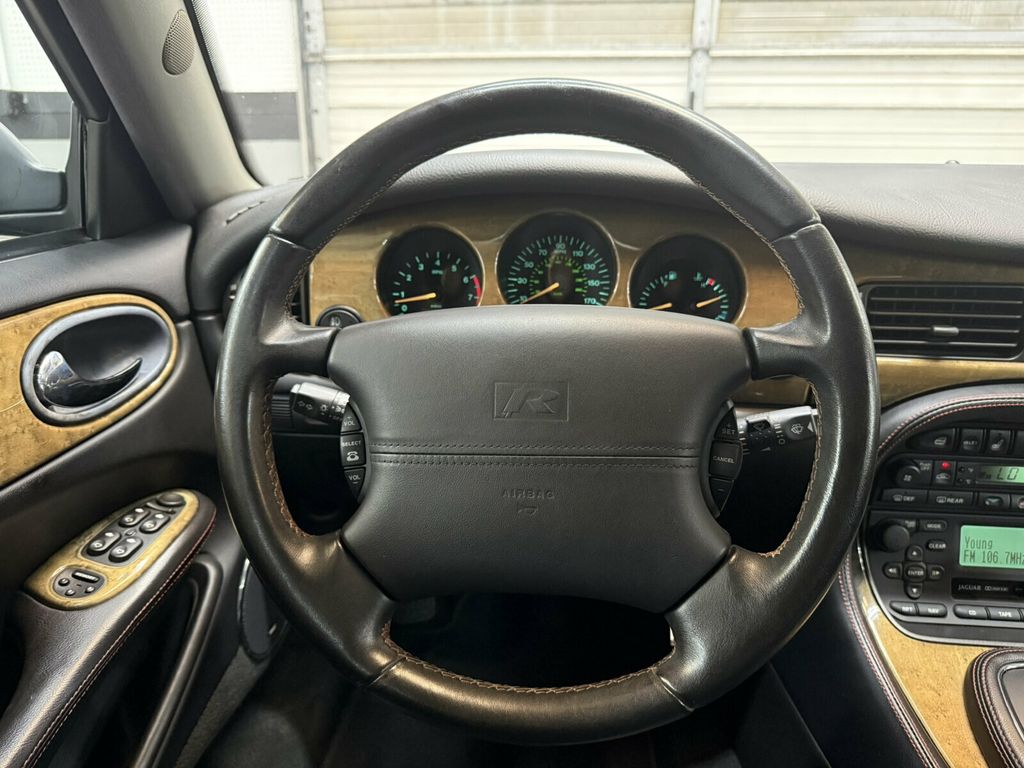 2002 Jaguar XJ XJR/R Performance Pkg/Heated Front-Rear Leather Seats - 23067916 - 22