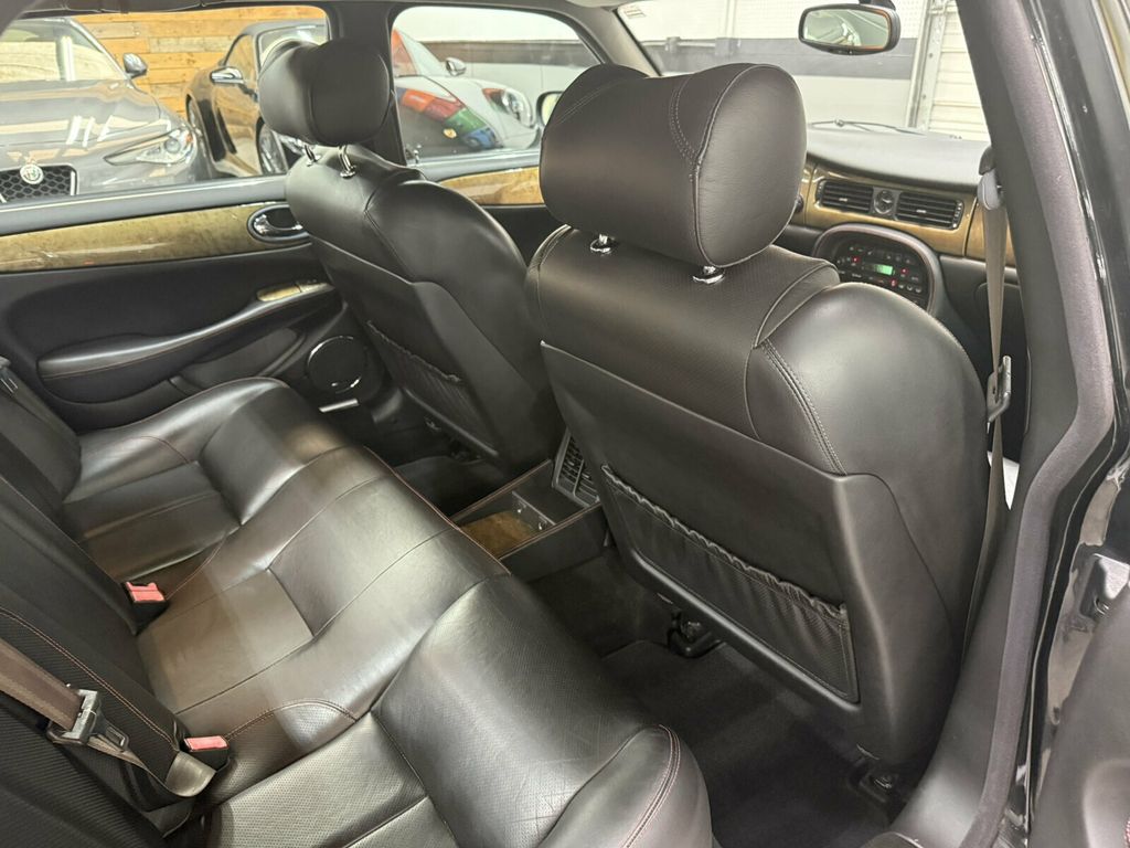2002 Jaguar XJ XJR/R Performance Pkg/Heated Front-Rear Leather Seats - 23067916 - 33
