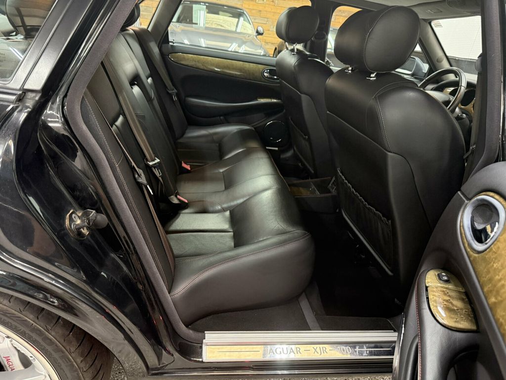 2002 Jaguar XJ XJR/R Performance Pkg/Heated Front-Rear Leather Seats - 23067916 - 34