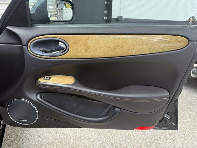 2002 Jaguar XJ XJR/R Performance Pkg/Heated Front-Rear Leather Seats - 23067916 - 37