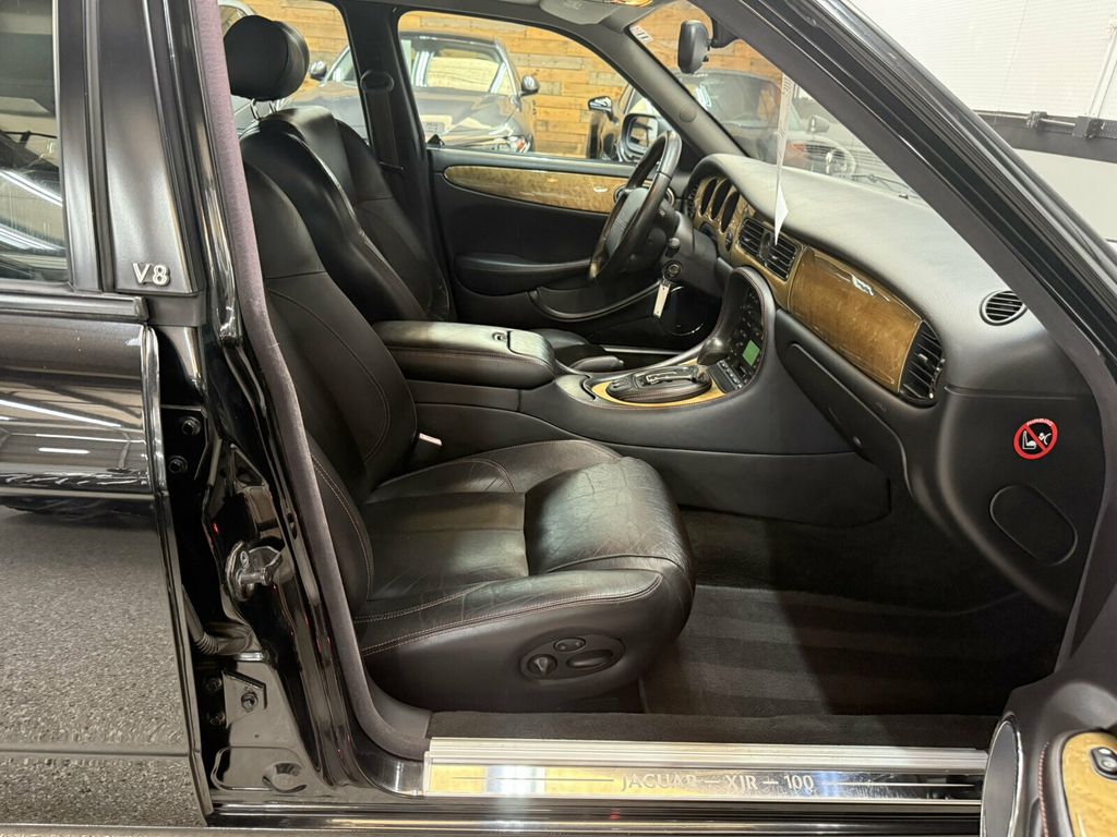 2002 Jaguar XJ XJR/R Performance Pkg/Heated Front-Rear Leather Seats - 23067916 - 38
