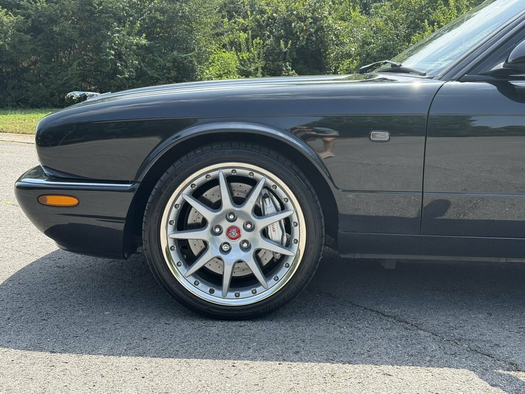 2002 Jaguar XJ XJR/R Performance Pkg/Heated Front-Rear Leather Seats - 23067916 - 3