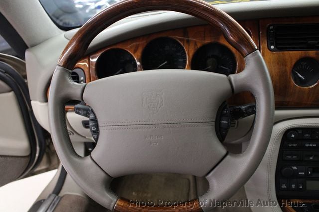 2002 Jaguar XK8 2dr Convertible XK8 - 23025525 - 15