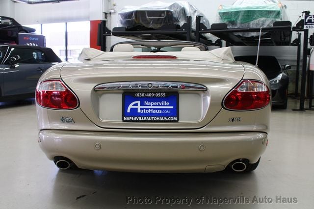 2002 Jaguar XK8 2dr Convertible XK8 - 23025525 - 4