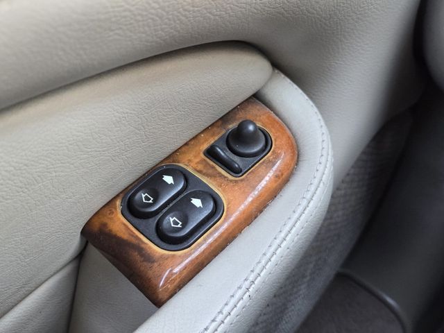 2002 Jaguar XK8 2dr Convertible XK8 - 22934071 - 18