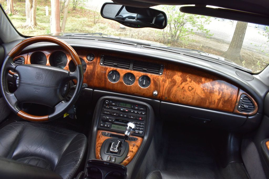 2002 Jaguar XK8 2dr Convertible XK8 - 23015870 - 23