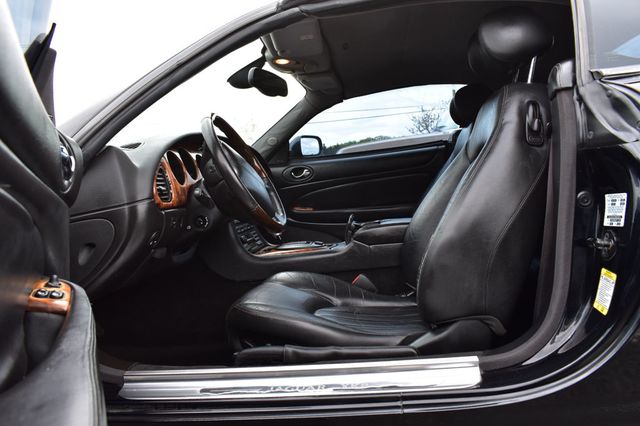 2002 Jaguar XK8 2dr Convertible XK8 - 23015870 - 30