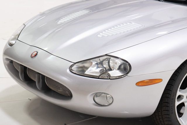 2002 Jaguar XK8 2dr Coupe XKR - 22195299 - 11