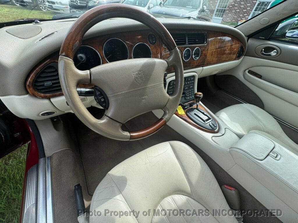 2002 Jaguar XK 8 Convertible photo 13