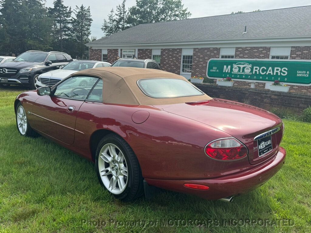 2002 Jaguar XK 8 Convertible photo 5
