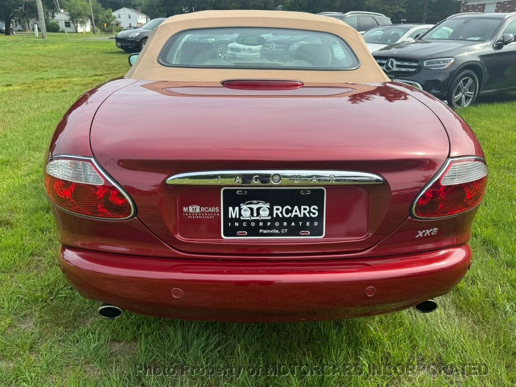 2002 Jaguar XK 8 Convertible photo 6