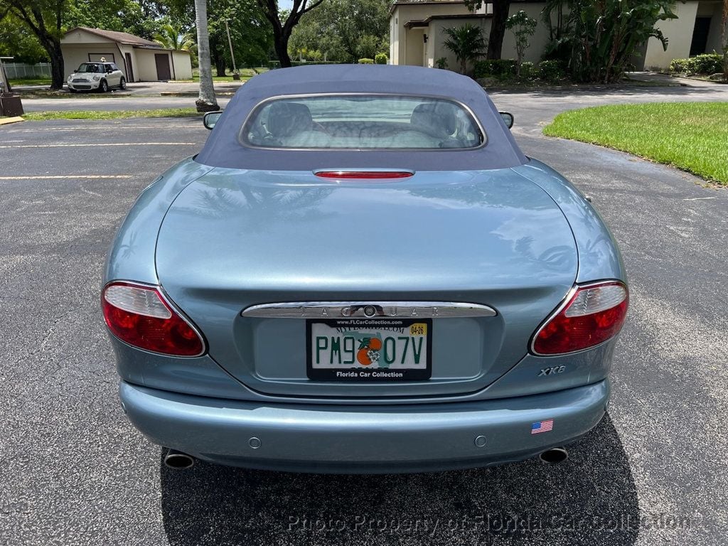 2002 Jaguar XK 8 Convertible photo 20
