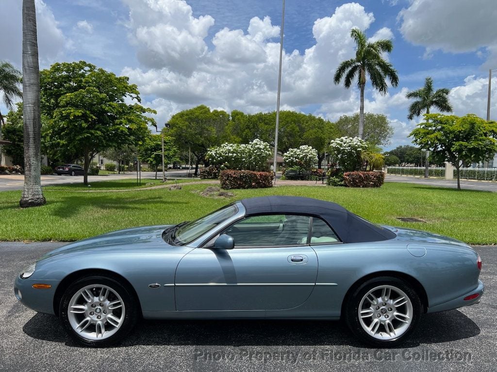 2002 Jaguar XK 8 Convertible photo 25