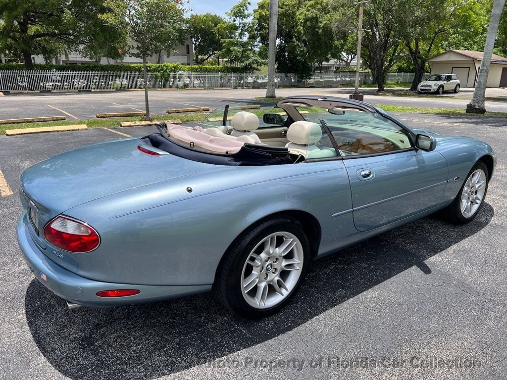 2002 Jaguar XK 8 Convertible photo 4