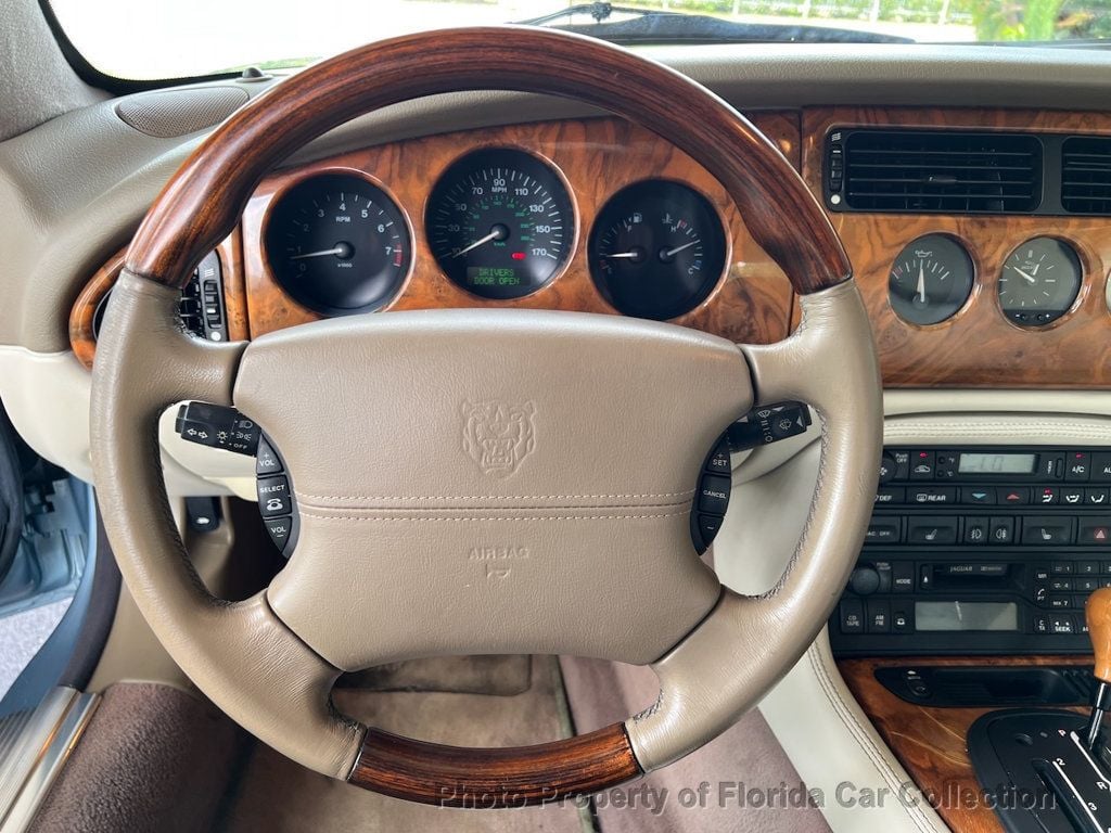 2002 Jaguar XK 8 Convertible photo 45