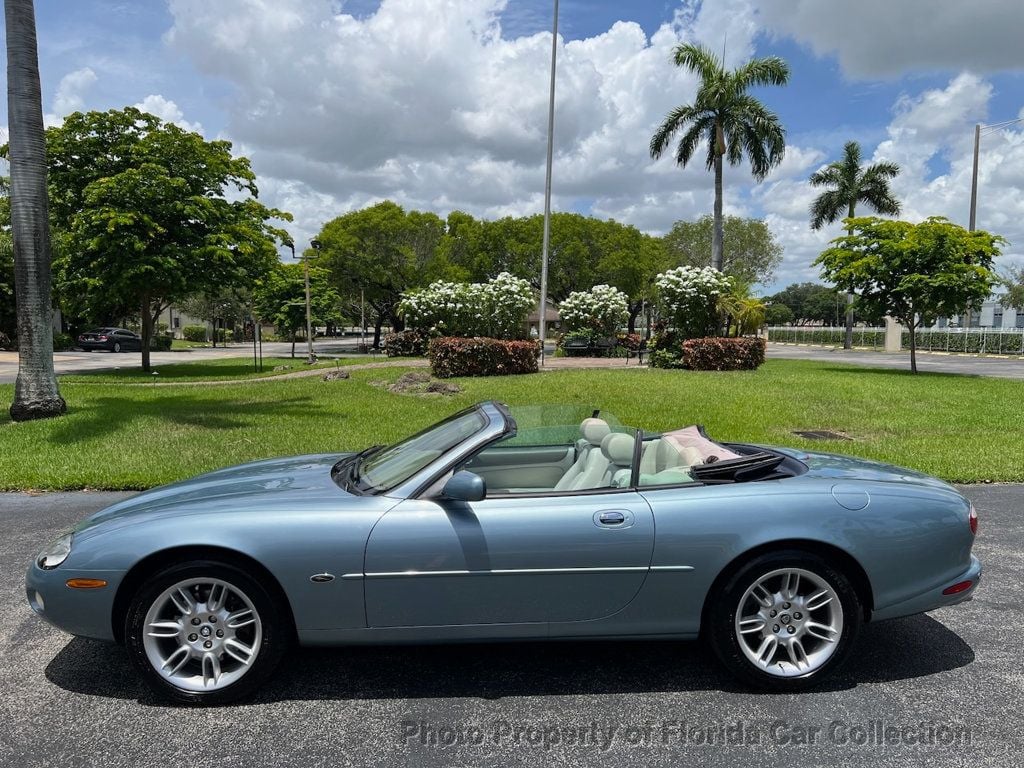 2002 Jaguar XK 8 Convertible photo 5