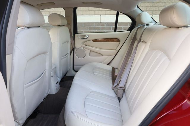 2002 Jaguar X-TYPE Base - 23081979 - 18
