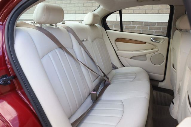 2002 Jaguar X-TYPE Base - 23081979 - 22