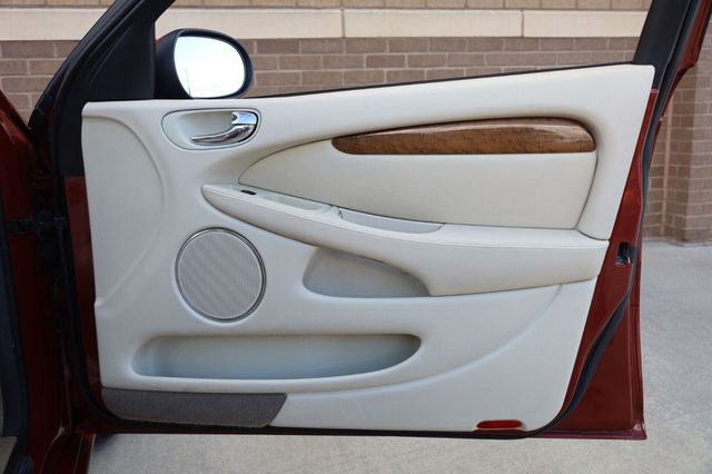 2002 Jaguar X-TYPE Base - 23081979 - 23