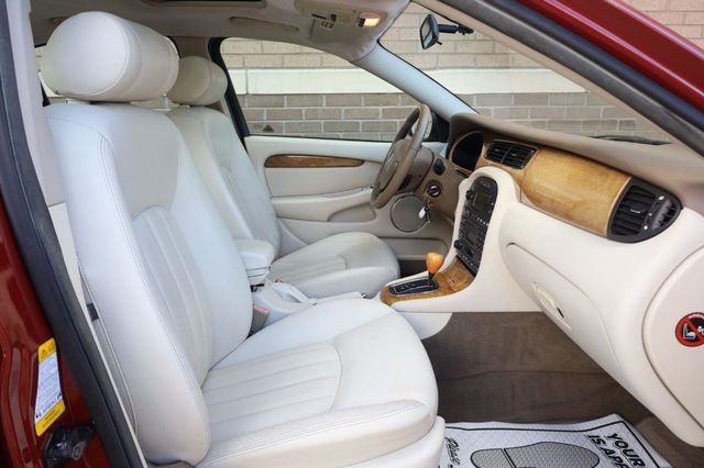 2002 Jaguar X-TYPE Base - 23081979 - 24