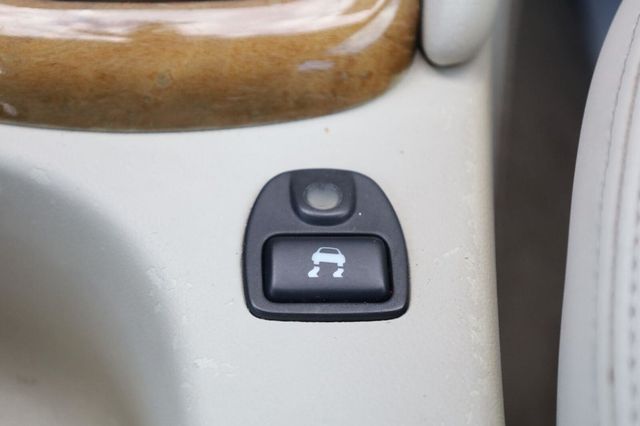 2002 Jaguar X-TYPE Base - 23081979 - 32