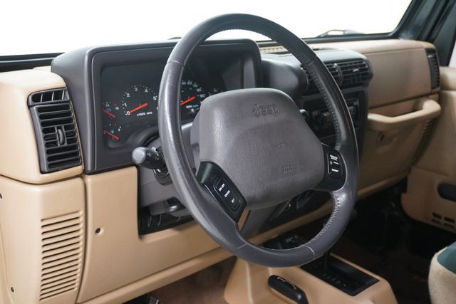 2002 Jeep Wrangler 2dr Sahara - 23023366 - 10