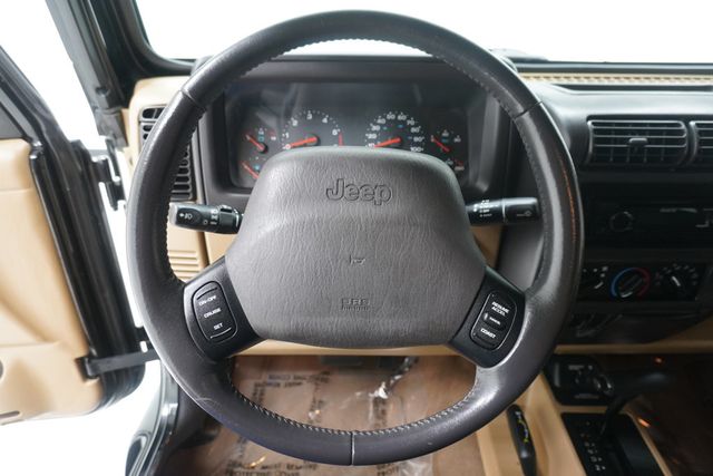 2002 Jeep Wrangler 2dr Sahara - 23023366 - 15