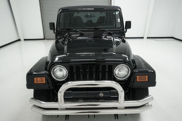 2002 Jeep Wrangler 2dr Sahara - 23023366 - 1