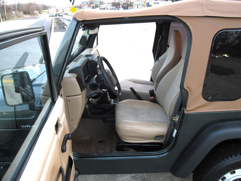 2002 Used Jeep Wrangler 2dr SE at GT Motors PA Serving Philadelphia, IID  21698347