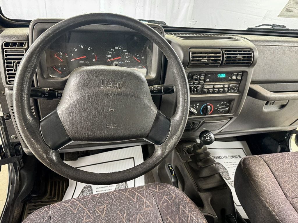 2002 Jeep Wrangler 4X4 - 22956722 - 9
