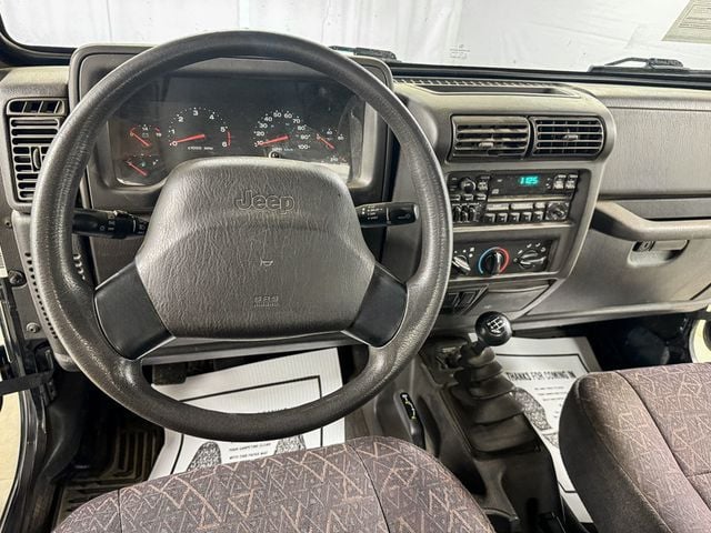 2002 Jeep Wrangler 4X4 - 22956722 - 9