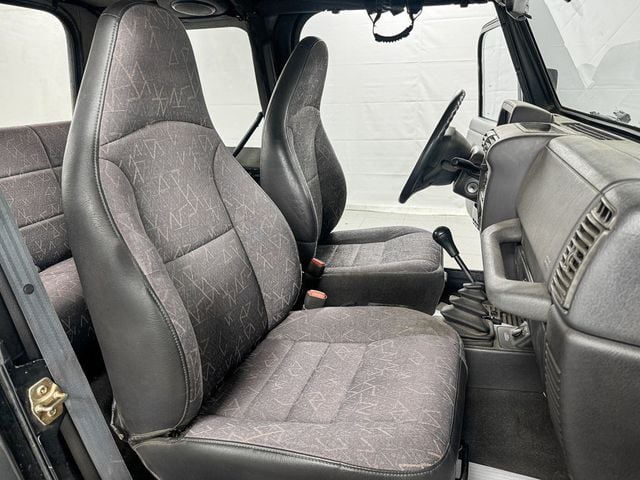 2002 Jeep Wrangler 4X4 - 22956722 - 8
