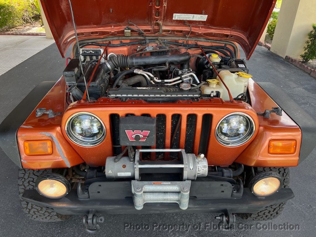 2002 Jeep Wrangler Sport 4WD 4.0L Manual - 22465930 - 64