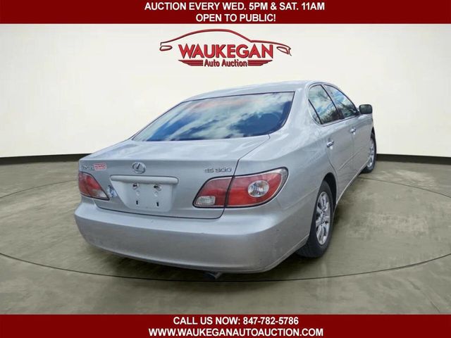 2002 Lexus ES 300 4dr Sedan - 23000602 - 3