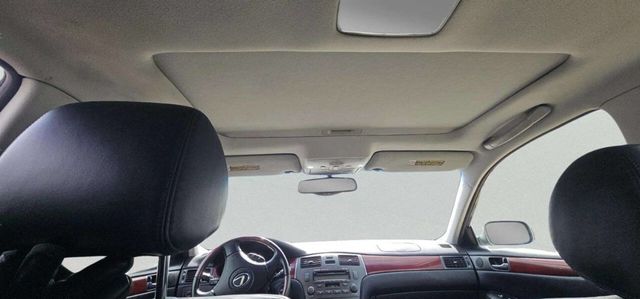 2002 Lexus ES 300 4dr Sedan - 23000602 - 8