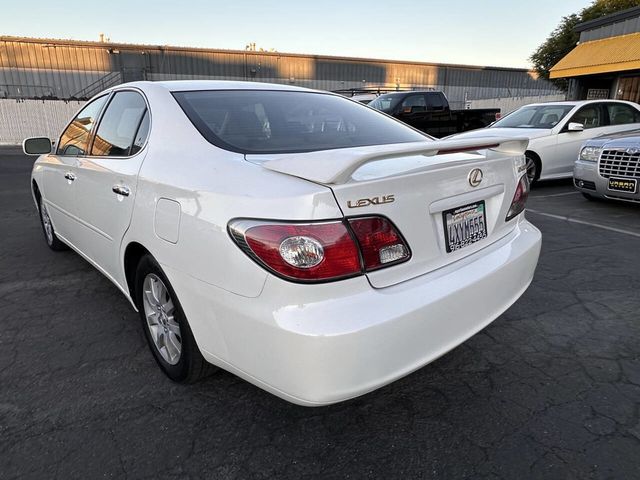 2002 Lexus ES 300 Base 4dr Sedan - 23052491 - 9