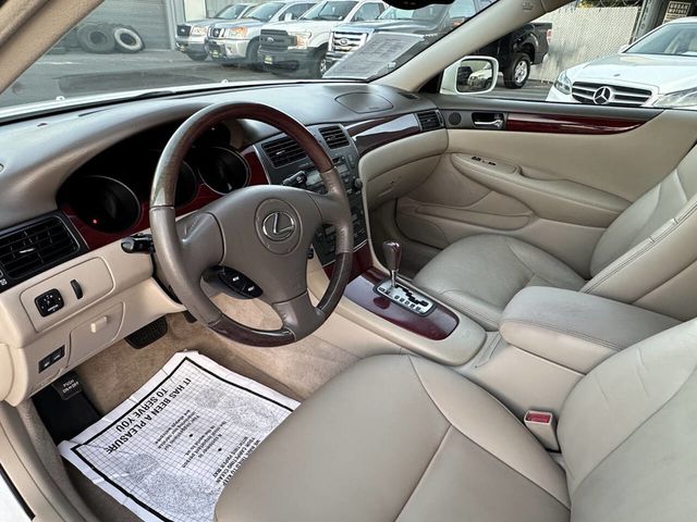 2002 Lexus ES 300 Base 4dr Sedan - 23052491 - 11