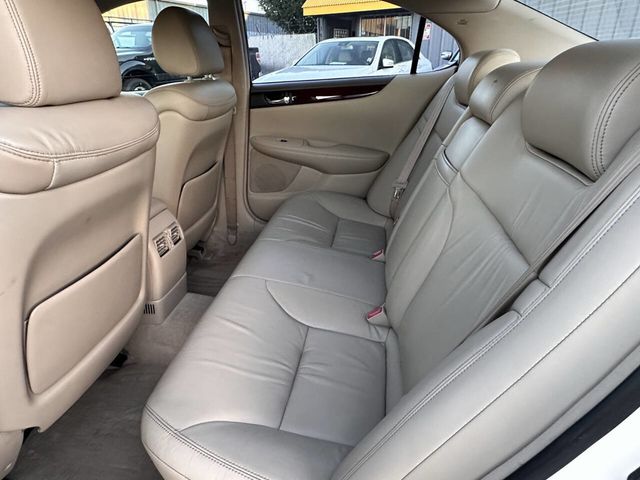 2002 Lexus ES 300 Base 4dr Sedan - 23052491 - 14