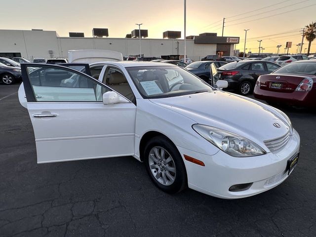 2002 Lexus ES 300 Base 4dr Sedan - 23052491 - 27