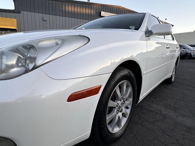 2002 Lexus ES 300 Base 4dr Sedan - 23052491 - 30