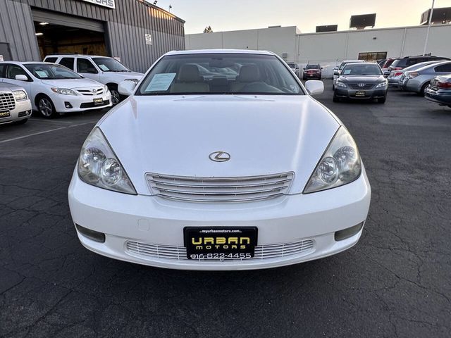 2002 Lexus ES 300 Base 4dr Sedan - 23052491 - 4