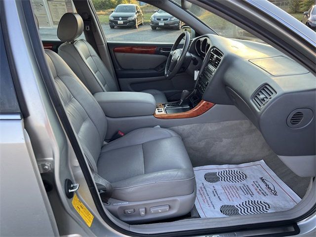 2002 Lexus GS 300 4dr Sedan - 22942990 - 18